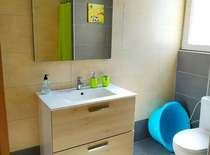 New Renovated Duplex Near The Ocean Located In Tenerife Sur * طوستا ديل سيلونثيو