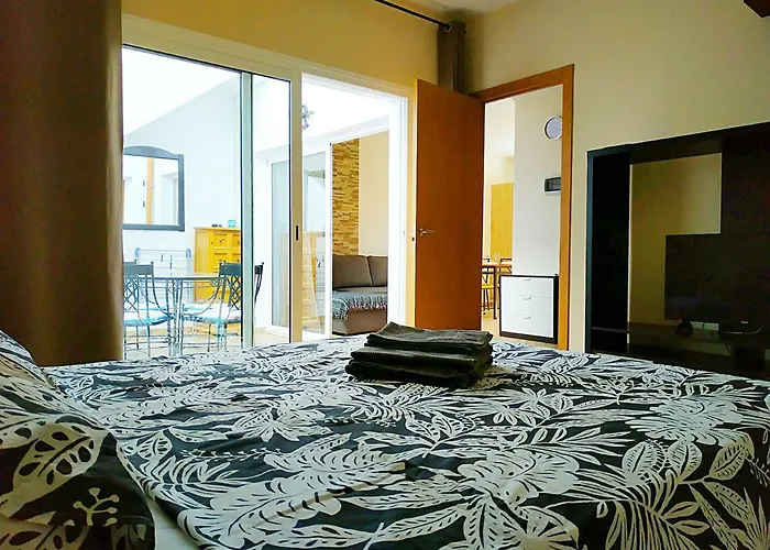 شقة New Renovated Duplex Near The Ocean Located In Tenerife Sur *