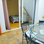 New Renovated Duplex Near The Ocean Located In Tenerife Sur * 德尔锡伦西奥海岸
