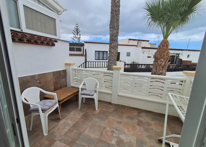 Apartamento New Renovated Duplex Near The Ocean Located In Tenerife Sur *