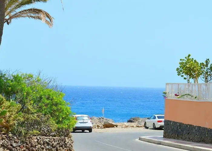 New Renovated Duplex Near The Ocean Located In Tenerife Sur Costa del Silencio