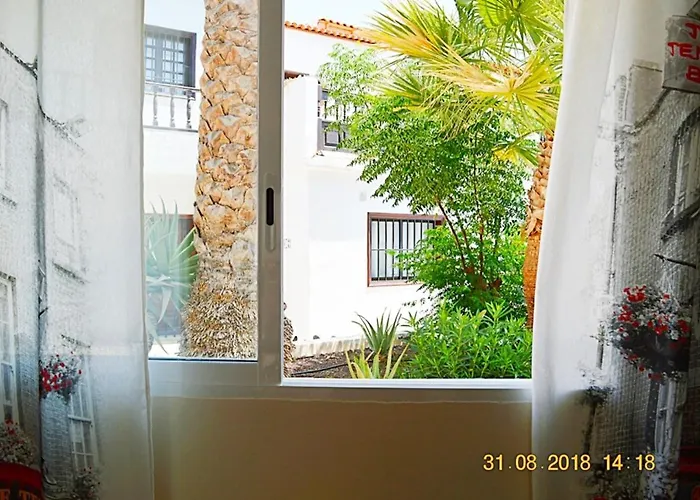 New Renovated Duplex Near The Ocean Located In Tenerife Sur