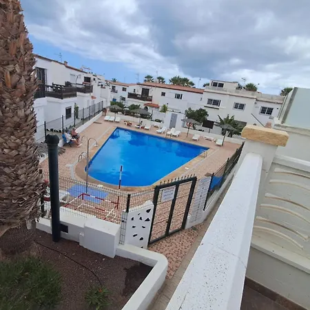 New Renovated Duplex Near The Ocean Located In Tenerife Sur Appartamento *